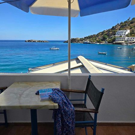 Faros Rooms Loutro Esterno foto