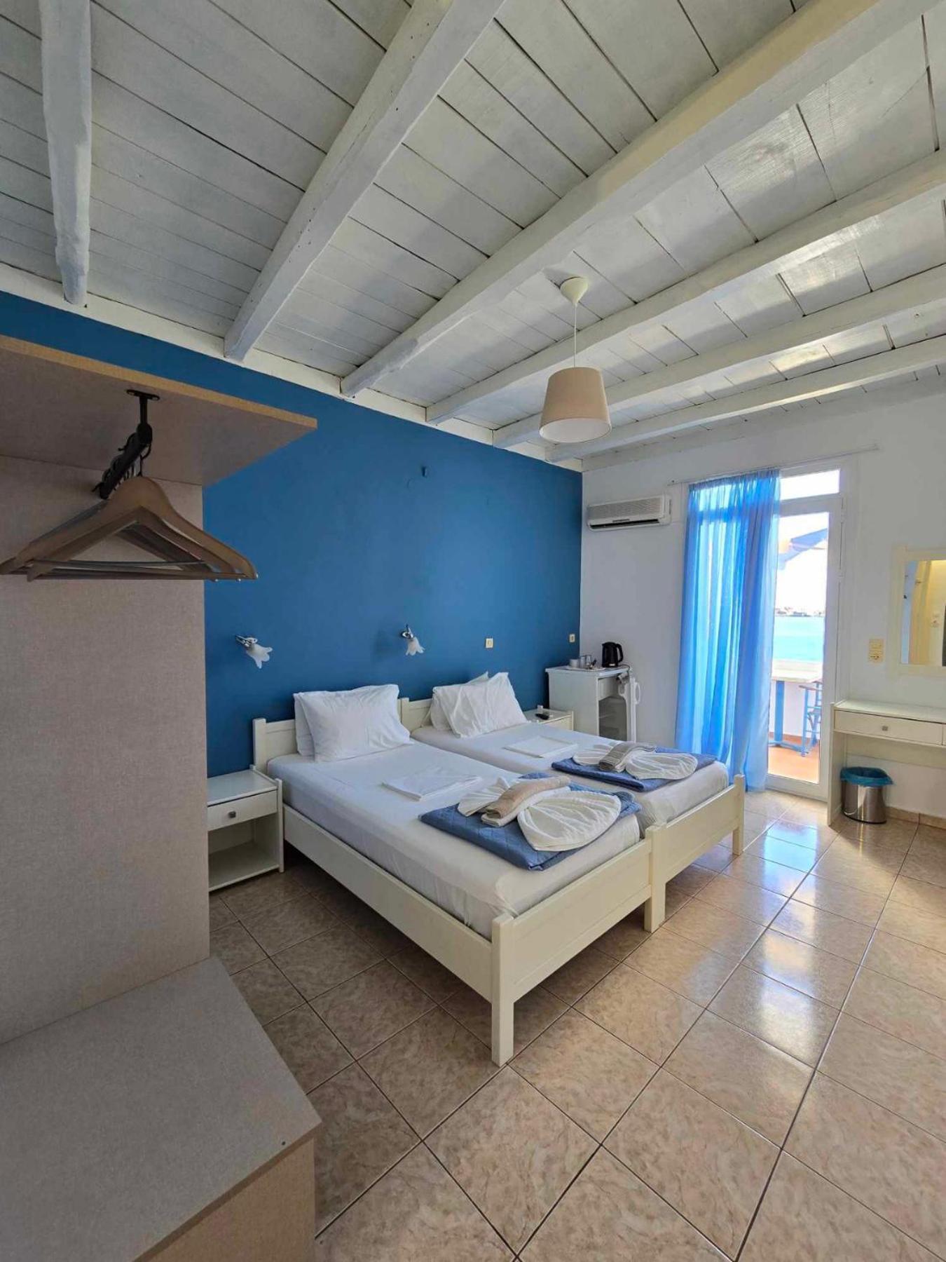 Faros Rooms Loutro Esterno foto
