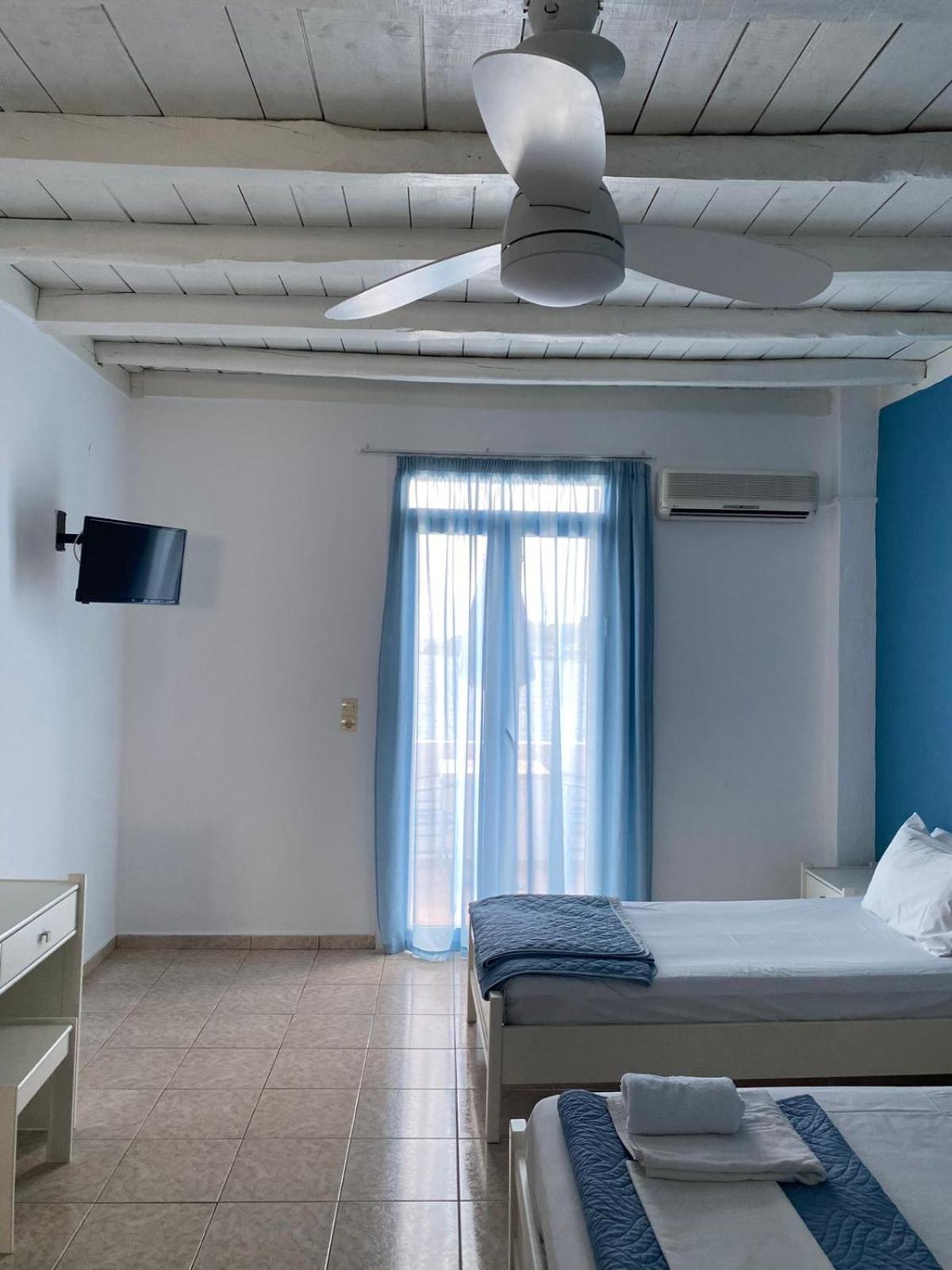 Faros Rooms Loutro Esterno foto