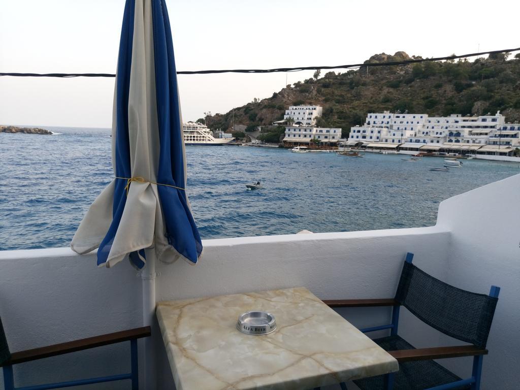 Faros Rooms Loutro Esterno foto